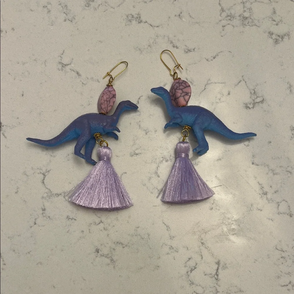 Lenora Dame Iguanodon Dinosaur Earrings - Picture 5 of 5